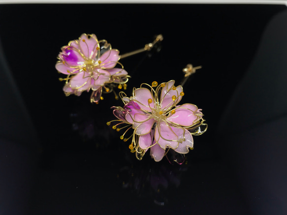『 牡丹桜 』ピアス 2枚目の画像