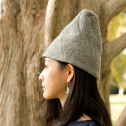 秋冬新作 "Chapeau de lutin" / "リュタンのトンガリ帽子" - M/Lサイズ　ウール 1枚目の画像