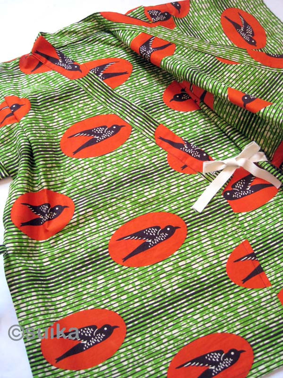 送料無料☆南仏発★アフリカン・ファブリックのこどもじんべい☆Lサイズ☆ライムグリーン・ツバメ★【受注制作】 7枚目の画像