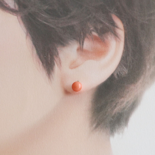 k18金ピアス】 深海ピンク 天然珊瑚 ラウンド 約5.5mm K18金