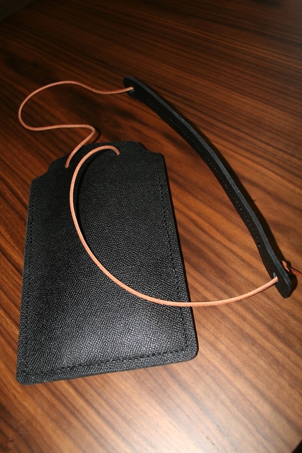 スマートフォン/パスポート/レザーポーチ