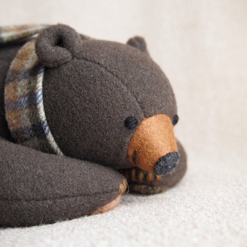 kuzoomiko寝そべりグリズリー　グリズリー　ぬいぐるみ kuzoomiko寝そべりグリズリー グリズリー ぬいぐるみ - メルカリ