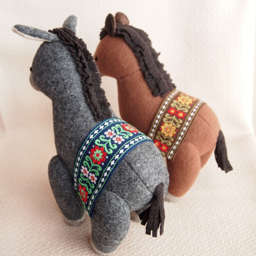 ぴ*ぴ様 ロッキンバニー ぬいぐるみ 本体 ルーニー・テューンズ バッグス・バニー 48インチ ぬいぐるみ