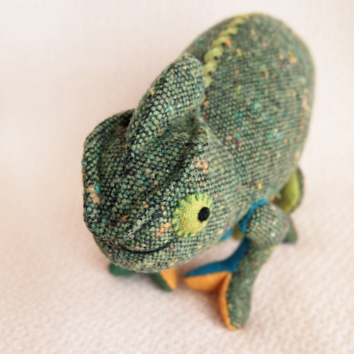 ⭐️激レア⭐️フリーダム　ぬいぐるみ　カメレオン 新品】くるるんしっぽのレオンちゃん カメレオンぬいぐるみ