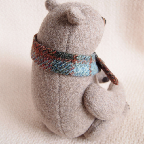 寝そべらないグリズリー ぬいぐるみ kuzoomiko 通販 5782880｜Creema