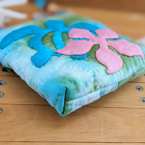 ハワイアンキルト バッグチャームポーチ ☆ ホヌ ストラップ