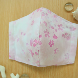 Ｗガーゼ   ふんわり 花柄  ピンク  立体マスク 4枚目の画像