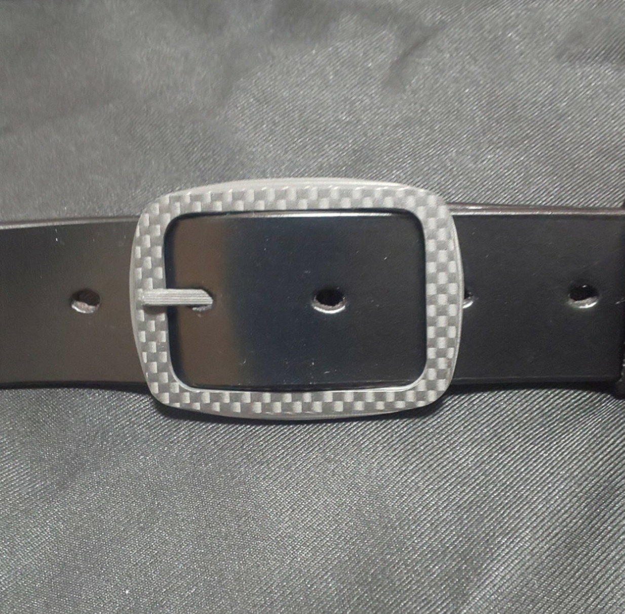 やさしい丸み カーボン バックル ベルト