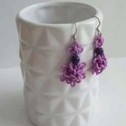 吉祥結　お花のピアス 紫 Good Luck knot flower earring violet 2枚目の画像