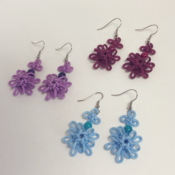 吉祥結 お花のピアス 水色 Good Luck Knot flower earring skyblue 5枚目の画像