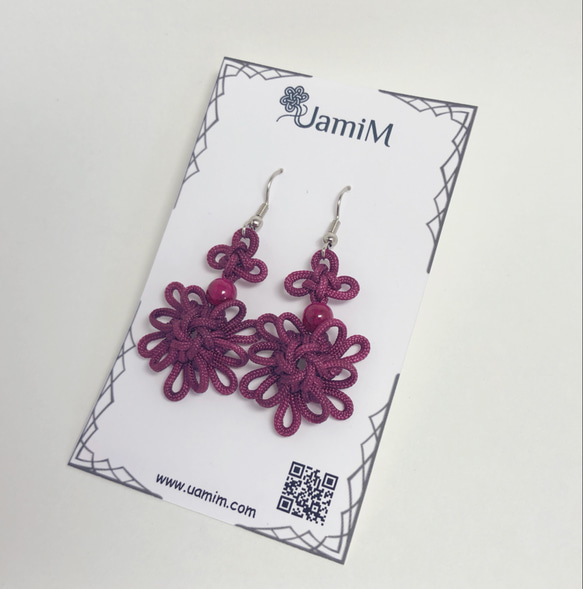 吉祥結 お花のピアス ピンク Good Luck Knot flower earring pink 1枚目の画像