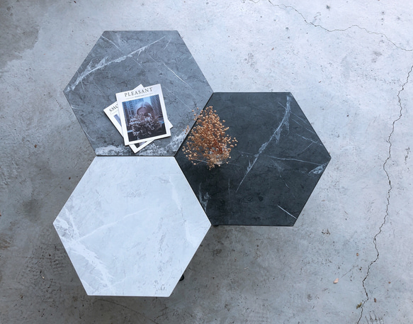 M.I.T仿石材紋路折疊六角茶几 第1張的照片
