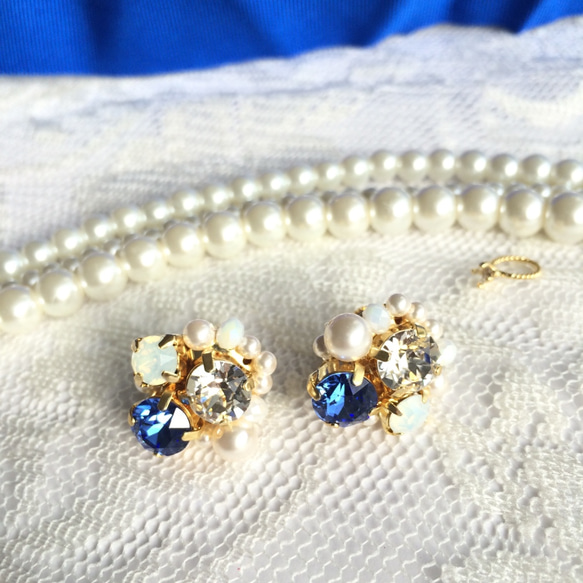 Royal Blue Bijou Earrings 第2張的照片