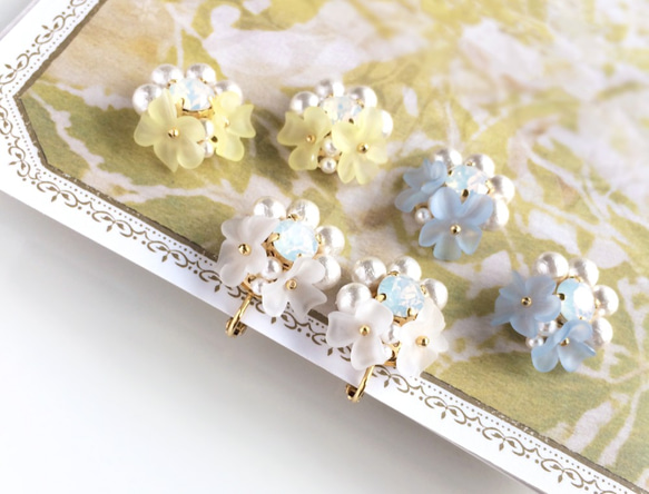 Yellow sheer flower cotton pearl earrings 第5張的照片