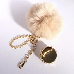 2way♡ beige fluffy rabbit fur bag charm 第2張的照片