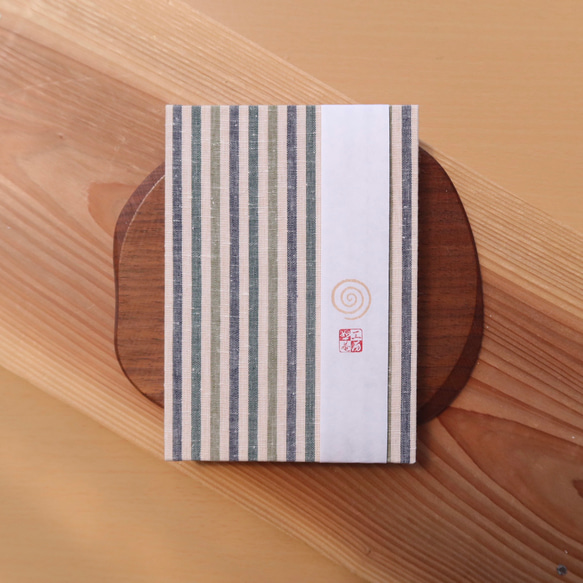 遠州綿紬の御朱印帳 緑ストライプ 1枚目の画像