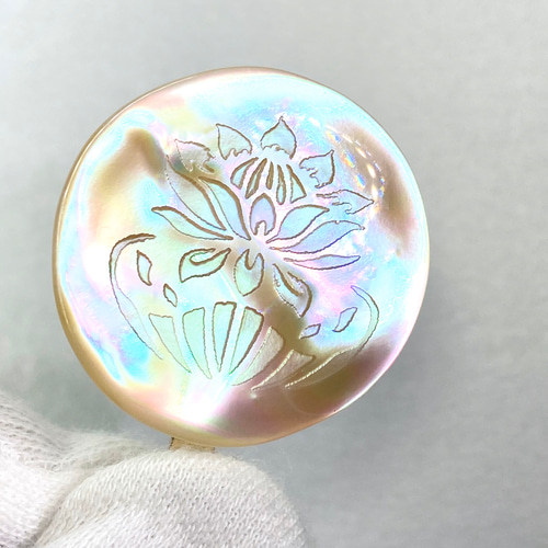 受注製作品】夜光貝のポニーフック 虹色の蓮の花 かんざし gscarving