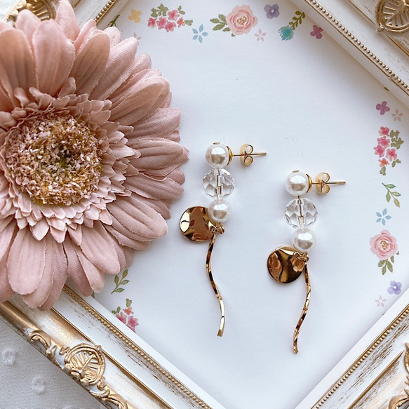 シンプルエレガントなパールとゴールドピアス*おしゃれ大人可愛い  