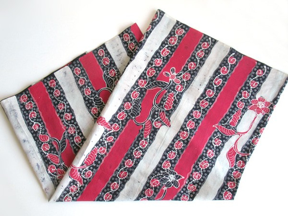 バリ島トゥリス(手描き染め)バテック