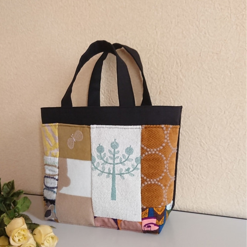 【訳有り品】ミナペルホネン　パッチワークシンプルトートバック M☆ミナペルホネンのトートバッグ ♡愛しのパッチワーク-79