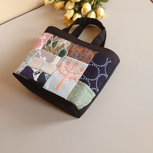 WEB限定お買い得商品の新着アイテム M☆ミナペルホネンのトートバッグ ♡愛しのパッチワーク-131 トートバッグ