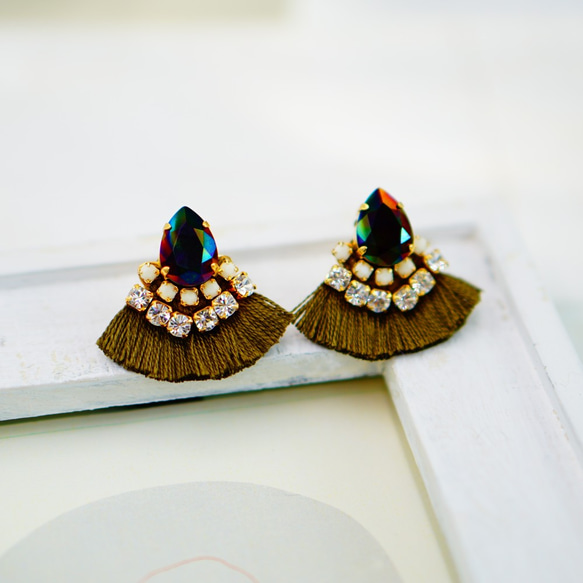 耳環（金）/絲綢流蘇和珠寶（Seamos） 第1張的照片
