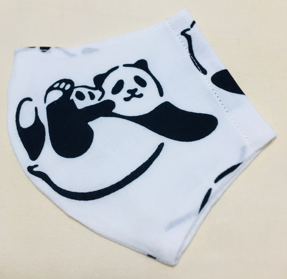 立体マスク　気音間てぬぐい生地使用「でんぐり親子パンダ」日本製② 3枚目の画像