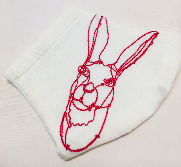 立体マスク　 『 RABBIT 』柄 ダブルガーゼ 刺繍  ラビット うさぎ③ 1枚目の画像