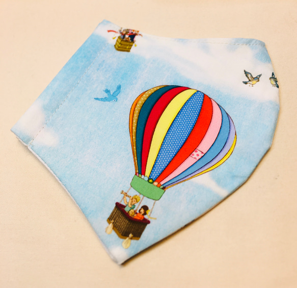 立体マスク　Belle&Booより　気球と風船　Bタイフプ　イギリス輸入　2枚限定 3枚目の画像