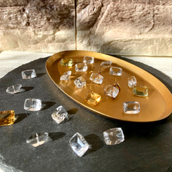 さざなみクリスタル　天然石　水晶　コンケーブ  イヤリング　クォーツ　氷　アイス　キューブ　cube 水　透明　クリア 8枚目の画像