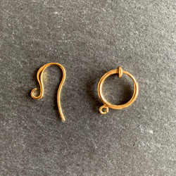 さざなみクリスタル　天然石　水晶　コンケーブ  イヤリング　クォーツ　氷　アイス　キューブ　cube 水　透明　クリア 9枚目の画像