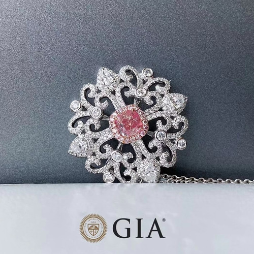 GIA鑑別書付き ネックレス K18WG 天然0.5ctピンクダイヤモンド 