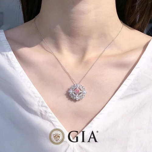 K18WG ピンクダイヤモンド・ダイヤモンド ネックレス (クロスモチーフ