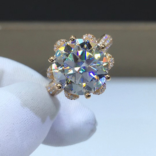 NEW 品質保証 5ct モアサナイト K18YG/PG/WG 鑑別書付き 婚約指輪 花 ...