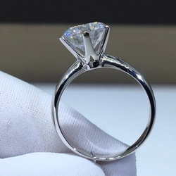 品質保証 3ct モアサナイト K18YG/PG/WG  鑑別書付き　婚約指輪 ラウンド　 3枚目の画像