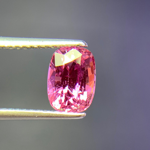 鑑定書付き ルース 1.64ct 天然ピンクサファイア 非加熱 その他 