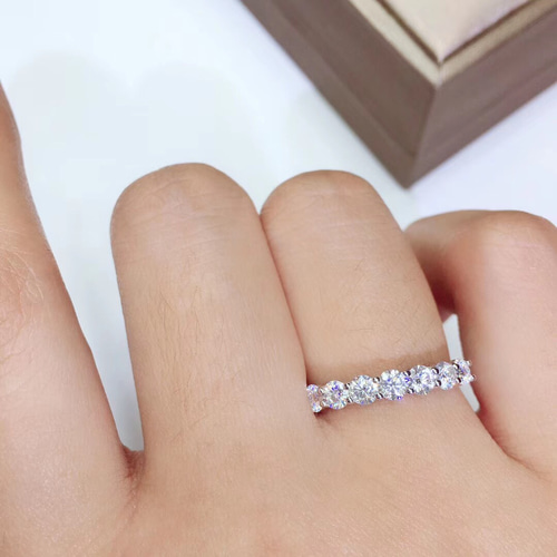 オーダーメイド 本物保証 リング 合計0.7ct k18 ゴールド モアサナイト ...