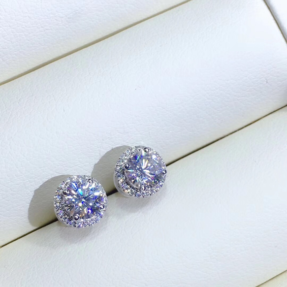 オーダーメイド 鑑別書付き ピアス k18 ゴールド 1ct モアサナイト 高  