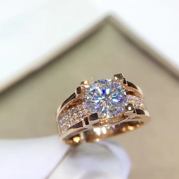 オーダーメイド メンズ　鑑別書付き リング K18ゴールド 1ct モアサナイト 高品質 3枚目の画像