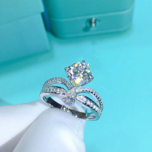 オーダーメイド 鑑別書付き リング k18 ゴールド 1ct モアサナイト 高 