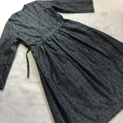 アンティーク大島紬のカシュクールワンピースコート　麻の葉　着物リメイク 5枚目の画像