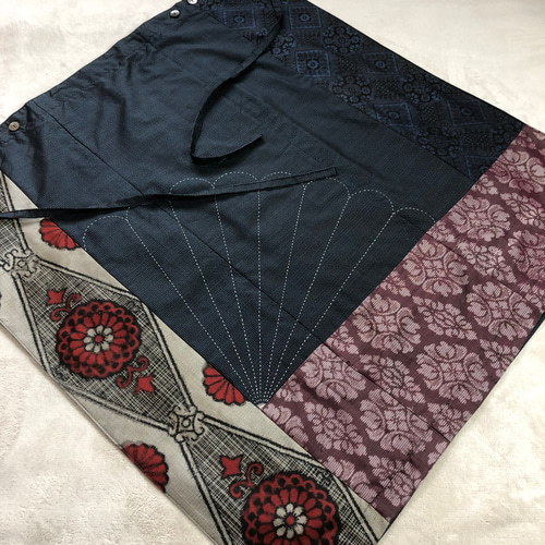 着物リメイク 大島紬 パッチワーク ハンドメイド犬服 シルク