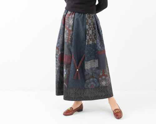 アンティーク大島紬のパッチワークスカート 青 裏地付き 着物リメイク