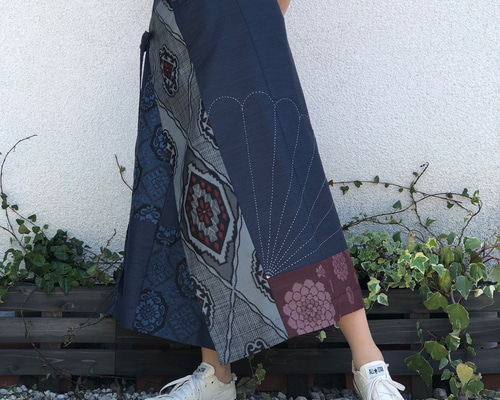 一周年記念セール】大島紬の巻きスカート 最後の1枚 着丈83cm 一周年記念セール】大島紬の巻きスカート 最後の1枚 着丈83cm