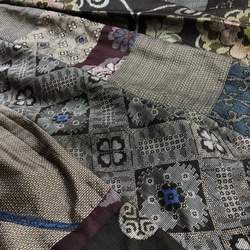 アンティーク大島紬のパッチワークスカート　龍郷　丈85ｃｍ　裏地付き　着物リメイクスカート47　 4枚目の画像