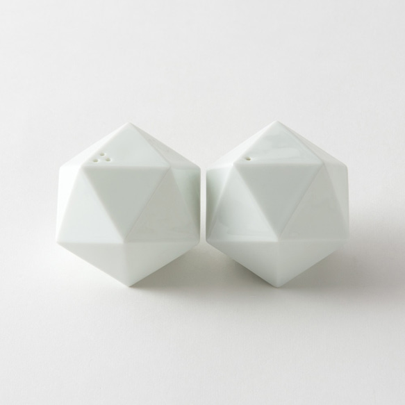 Salt & Pepper Shaker "icosa" 第3張的照片