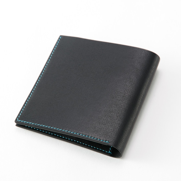 Slim Bi-fold wallet 第4張的照片