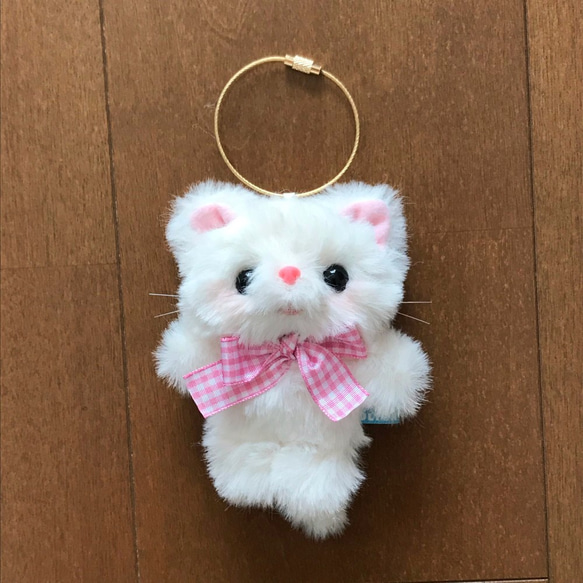 白猫ちゃん」ぬいぐるみワイヤーキーリング付き ぬいぐるみ ART&CULTUR