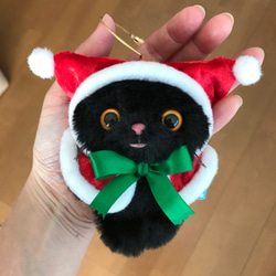 Creema限定「サンタの黒猫ちゃん」ぬいぐるみワイヤーキーリング付き 1枚目の画像