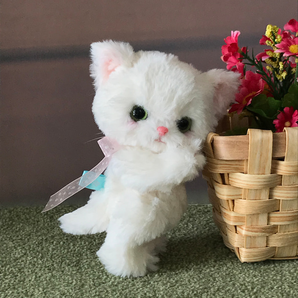 「子猫ちゃん（白）」テディベア No.001 1枚目の画像